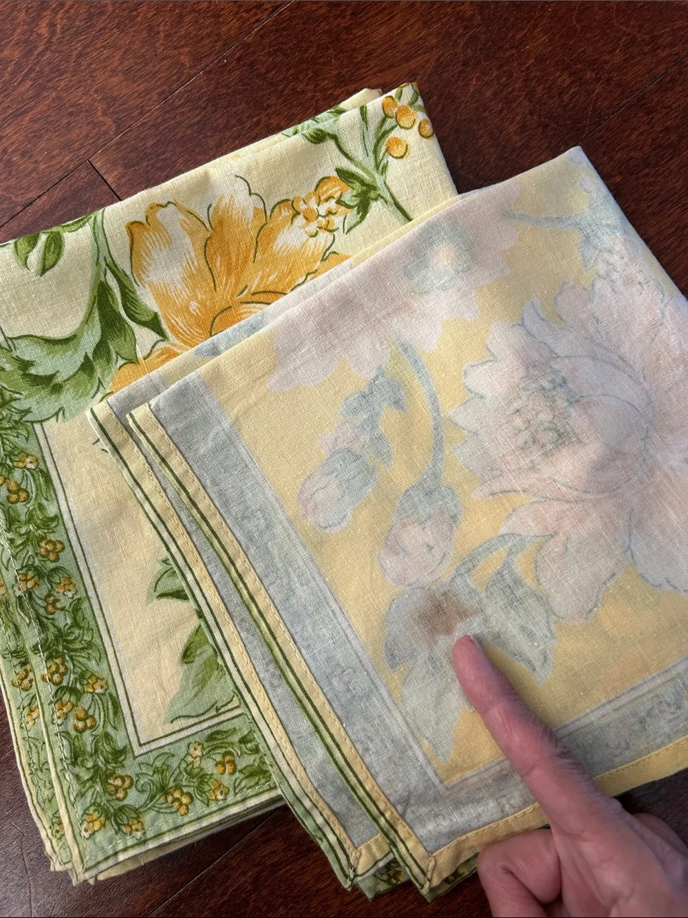 April Cornell Floral Cotton Napkins in Yellow & Green - Set of 6